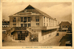 Challans * La Salle Des Fêtes De La Commune * Café Du Cheval D'or - Challans