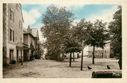 Sauveterre * Place Et Avenue St Jean - Autres & Non Classés