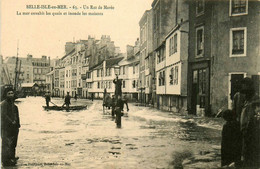 Belle Ile En Mer * Un Raz De Marée * La Mer Envahit Les Quais Et Inonde Les Maisons * Catastrophe * Belle Isle - Belle Ile En Mer