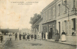 SAINT VALÉRIEN Le Bureau De Poste Et La Place Saint Louis - Saint Valerien