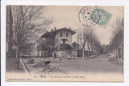 CP 30 ALAIS Les Boulevard Gambetta Et Victor Hugo - Alès