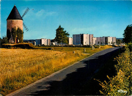 Jonzac * La Cité HLM Près Du Légendaire Moulin à Vent Trompe L'amour * Molen - Jonzac