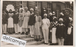 CP PHOTO De CHALONS-sur-MARNE : Costumes Champenois Pour L' Inauguration Du Monument Léon Bourgeois. - Châlons-sur-Marne
