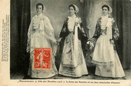 Douarnenez * La Fête Des Mouettes 1908 * La Reine Et Ses 2 Demoiselles D'honneur * Coiffe Coiffes Costume Bretonne 29 - Douarnenez