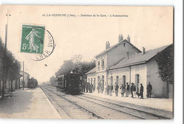 CPA 18 La Guerche Intérieur De La Gare L'Automotrice Train - La Guerche Sur L'Aubois