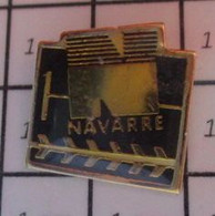 3217 Pin's Pins / Beau Et Rare / THEME : CINEMA / CLAP DE CINEMA NAVARRE - Cinéma