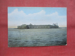 Fort Sumter.    Charleston  South Carolina >     Ref 5674 - Charleston