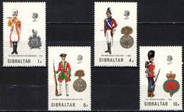 GIBILTERRA - 1973 - UNIFORMI MILITARI - SCOTTISH BORDERERS-WELSH FUSILERS-NORTHUMBERLAND FUS.-FOOT GUARDS - MNH - Gibraltar