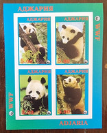 RUSSIE Panda  Feuillet 4 Valeurs émis En 1995 Neuf Sans Charnière (MNH) - Beren