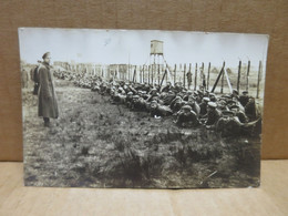 GUERRE 1914-18 CAMP DE PRISONNIERS DE PARCHIM (Allemagne) Prisonniers Russes à L'exercice - Russia