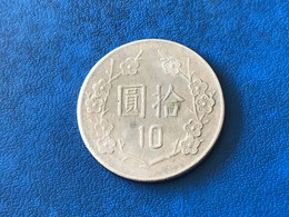 Münze Münzen Umlaufmünze Taiwan 10 Dollar 1984 - Taiwan