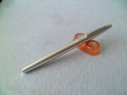 Vintage ! Authentic Pentel "MGN6" Silver Tone Aluminum Roller Pen Japan (#75) - Stylos