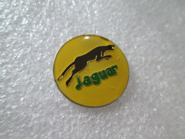 PIN'S      LOGO   JAGUAR - Jaguar