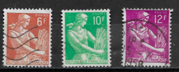 France 1957  Oblitéré   N° 1115  - 1115A  - 1116   -  Type Moissonneuse - 1957-1959 Mäherin