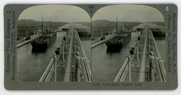 Panama Canal ~ FREIGHTER IN GATUN LOCKS ~ Stereoview 21780 Kpa5 - Stereo-Photographie