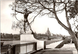 (1 G 34) Germany - (b/w) Dresden - Archer Statue  Archery - Bogenschiessen