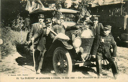 Clisson * Revue La Cloche , En Promenade Dans La Ville * 14 Juin 1921 * Ces Messieurs De La Police * Automobile Ancienne - Clisson