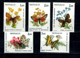 Timbres Monaco Année 1984 Neuf Série N°1418 à N°1422 Papillons Du Parc Du Mercantour Cérès 2007 Tome B Butterfly TB.E - Unused Stamps