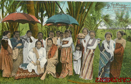 Sultana Of Magindanao In White With Her Retinue PHILIPPINES PILIPINAS FILIPINAS MANILLA MANILLE FILIPINO MANILA ASIA - Philippines