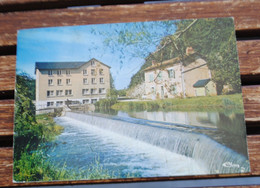 CHARROUX LE MOULIN DE ROCHEMEAUX - Charroux