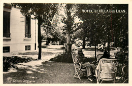 Vichy * Un Coin Du Parc , Hôtel Et Villa Des Lilas - Vichy