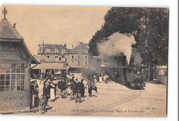 CPA 14 Ouistreham Arrivée Du Train De Luc Sur Mer Tramway Train - Ouistreham