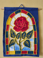 Gobelin Tapestry "Stained Glass - Rose" - 100% Wollen - Handmade - Tapis & Tapisserie