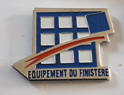 AA453 Pin's DDE Equipement Du Finistère à BREST Achat Immédiat - Administrations