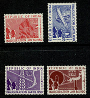 Ref 1544 - India - 1954 Inaugaration Set - MNH Unmounted Mint Stamps SG 329-332 - Neufs