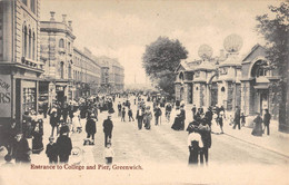 CPA ROYAUNE UNI ENTRANCE TO COLLEGE AND PIER GREENWICH - Londres – Suburbios