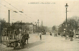 Bordeaux * La Place Du Pont * Attelage * Tram Tramway - Bordeaux