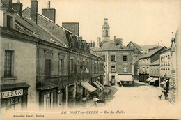 Nort Sur Erdre * La Rue Des Halles * Commerce AZAN - Nort Sur Erdre