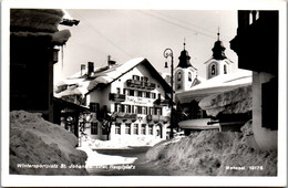 34254 - Tirol - St. Johann , Hauptplatz , Wintersport , Postamt - Gelaufen 1956 - St. Johann In Tirol