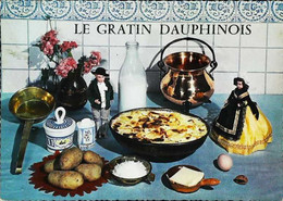 ►  CPSM Recette  Le Gratin Dauphinois   Poupée Doll - Recettes (cuisine)