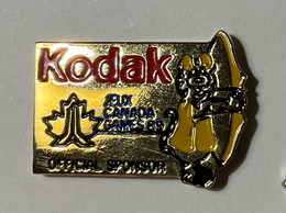 PIN’S , ÉPINGLETTE, BROCHE - KODAK , JEUX DU CANADA 89 - OFFICIAL SPONSOR - - Jeux