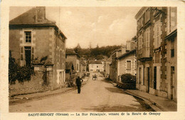 St Benoit * La Rue Principale , Venant De La Route De Gençay - Saint Benoît