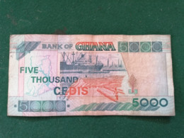 Ghana -  5000 Cedis  -  2001  - Circulé - Ghana