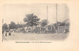93-MONTREUIL-SOUS-BOIS- UN COIN DU MARCHE AUX PUCES - Montreuil