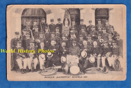 CPA - BENFELD ( Bas Rhin ) - Groupe Musique " LAURENTIA " - 1921 - Signature - Fanfare Banniere Instrument Musique - Benfeld