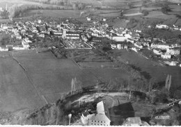 65 - Tournay - Vue Générale Aérienne - Au Premier Plan, L'Abbaye Des Bénédictins - Tournay