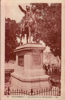 MONTEREAU     ( SEINE ET MARNE )   LA STATUE DE NAPOLEON - Montereau