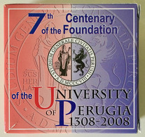 ITALIA - UNIVERSITÀ DI PERUGIA, 7mo Centenario Fondazione- Moneta €10 D’arg. 925/1000 - Gr.22 Diam. Mm.34 - Anno 2008. - Set Fior Di Conio