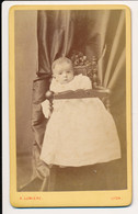 Photographie XIXe CDV Portrait D'un Bébé Chaise Haute Photographe Lumière Lyon - Alte (vor 1900)