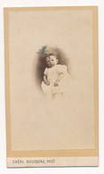 Photographie XIXe CDV Portrait D'un Bébé Photographe Chéri Rousseau Saint Etienne - Oud (voor 1900)