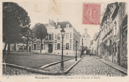 45 - Beaugency - La Caisse D' Epargne Et La Place De La Mairie - Banques