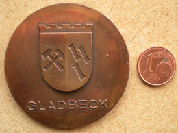 1 Médaille GLADBECK (Allemagne) STADTBAD 5 MARZ 1967 - Otros