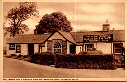 (1 G 53) UK Scotland - (very Old B/w Postcard) - Gretna Green Old Blacksmith Shop & Marriage Room - Dumfriesshire