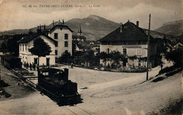 L34 - 38 - ENTRE-DEUX-GUIERS - Isère - La Gare - Tramway - Autres Communes