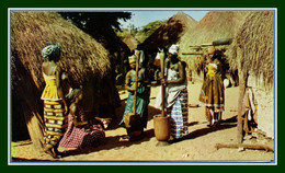 CPM  Double Meilleurs Vœux Congo, Vie Au Village écrite Pointe Noire 1981 - Pointe-Noire