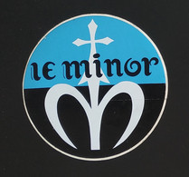 AUTOCOLLANT STICKER - LE MINOR - VÊTEMENTS MARINS BRETAGNE - 56 520 GUIDEL MORBIHAN - Stickers